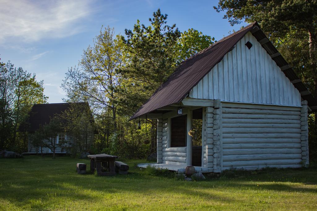 Villa Kuusetuka Tourism Farm Pahkla Exterior foto